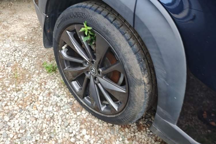 Used CHANGAN UNI-T 2020 1.5T Prestige Version Right Rear Wheel Hub