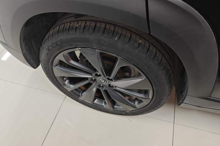 Used CHANGAN UNI-T 2020 1.5T Prestige Version Right Rear Wheel Hub