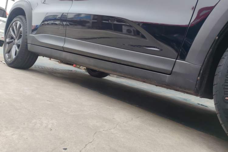 Used CHANGAN UNI-T 2020 1.5T Flagship Version Right Side Sill