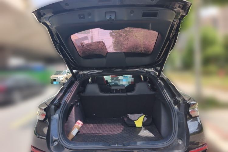 Used CHANGAN UNI-T 2020 1.5T Flagship Version Trunk