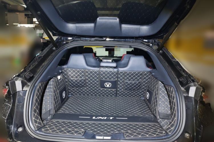Used CHANGAN UNI-T 2020 1.5T Flagship Version Trunk