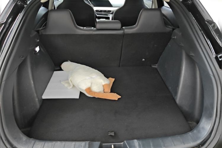 Used CHANGAN UNI-T 2020 1.5T Flagship Version Trunk