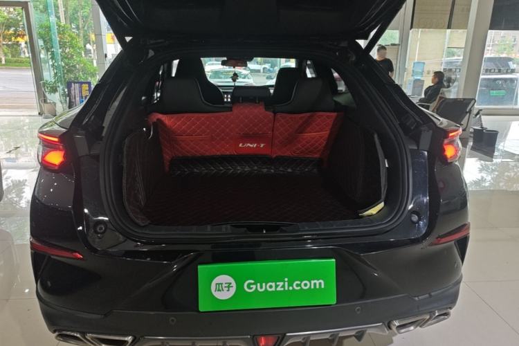 Used CHANGAN UNI-T 2020 1.5T Flagship Version Trunk
