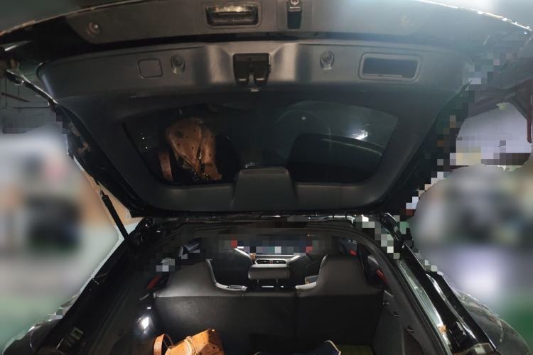 Used CHANGAN UNI-T 2020 1.5T Prestige Version Trunk