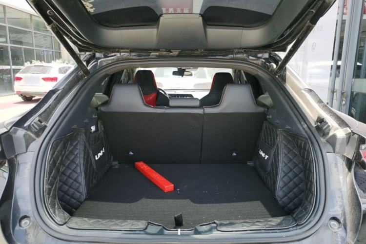 Used CHANGAN UNI-T 2020 1.5T Flagship Version Trunk