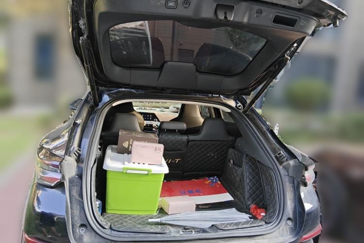 Used CHANGAN UNI-T 2020 1.5T Flagship Version Trunk