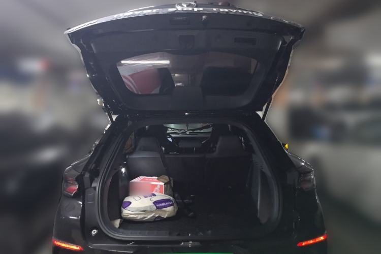 Used CHANGAN UNI-T 2020 1.5T Prestige Version Trunk