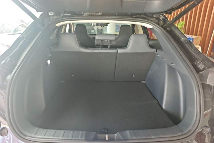 Used CHANGAN UNI-T 2020 1.5T Flagship Version Trunk