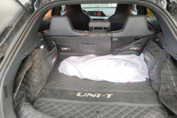 Used CHANGAN UNI-T 2020 1.5T Prestige Version Trunk