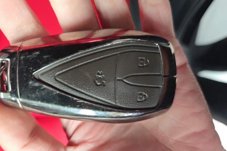 Used CHANGAN UNI-T 2020 1.5T Prestige Version Vehicle Key