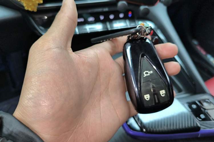 Used CHANGAN UNI-T 2020 1.5T Prestige Version Vehicle Key