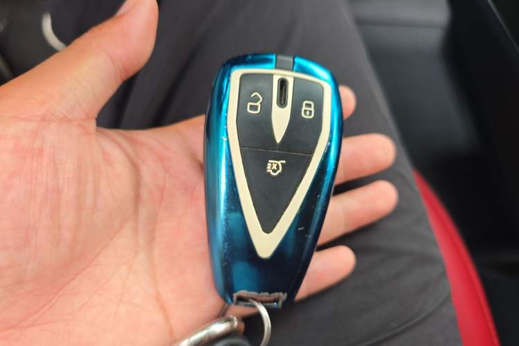 Used CHANGAN UNI-T 2020 1.5T Prestige Version Vehicle Key
