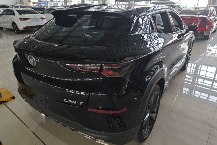 Used CHANGAN UNI-T 2020 1.5T Prestige Version Exterior 5