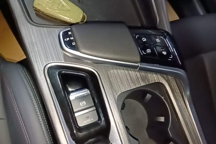 Used CHANGAN UNI-T 2020 1.5T Flagship Version Gear Lever