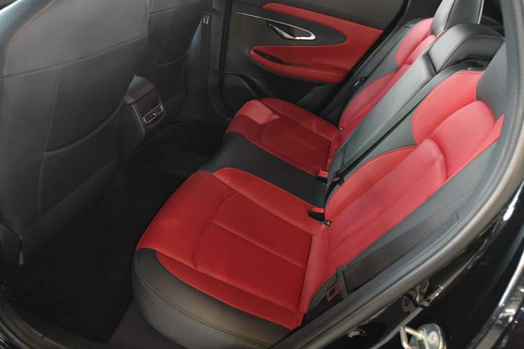 Used CHANGAN UNI-T 2020 1.5T Prestige Version Interior 4