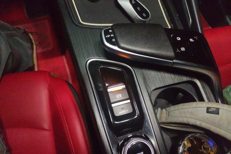 Used CHANGAN UNI-T 2020 1.5T Prestige Version Gear Lever
