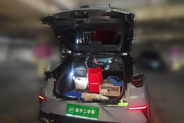 Used CHANGAN UNI-T 2020 1.5T Prestige Version Trunk