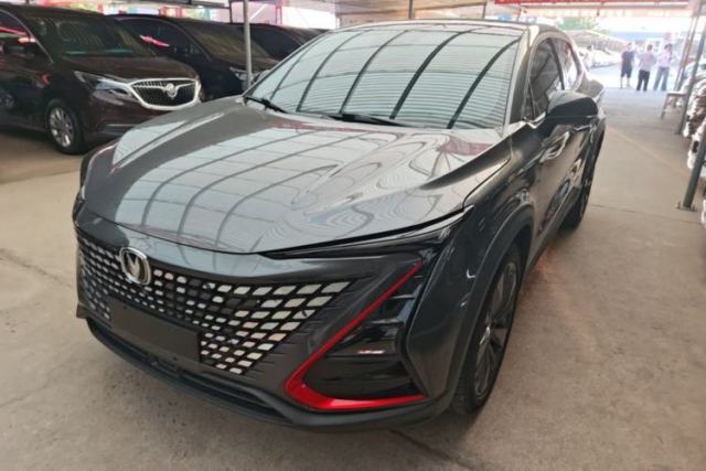 Używany CHANGAN UNI-T 2020 1.5T Prestige Version