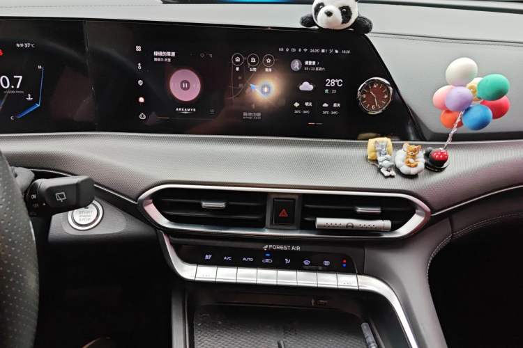 Used CHANGAN UNI-T 2020 1.5T Flagship Version Audio And AC Panel