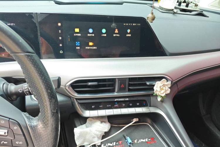Used CHANGAN UNI-T 2020 1.5T Flagship Version Audio And AC Panel