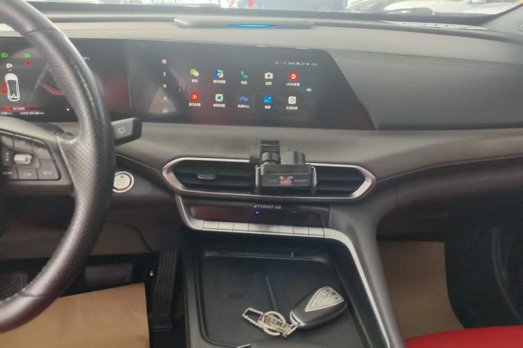 Used CHANGAN UNI-T 2020 1.5T Flagship Version Audio And AC Panel