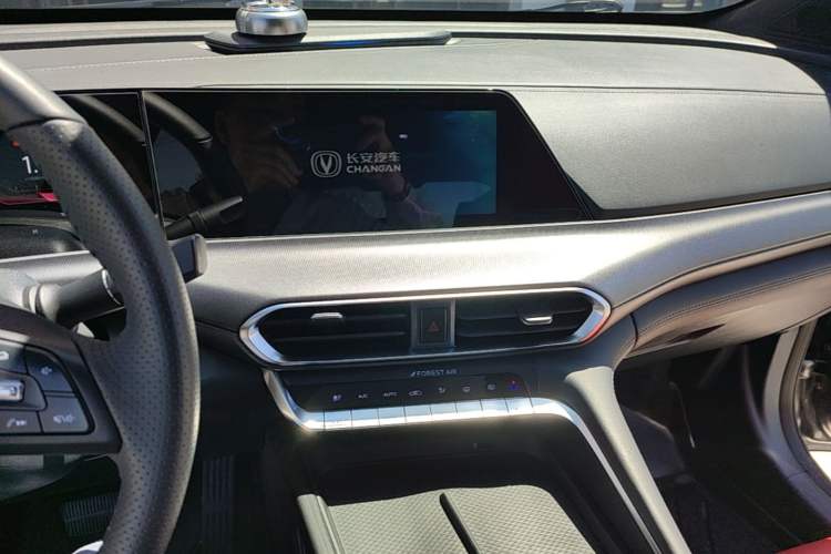 Used CHANGAN UNI-T 2020 1.5T Prestige Version Audio And AC Panel