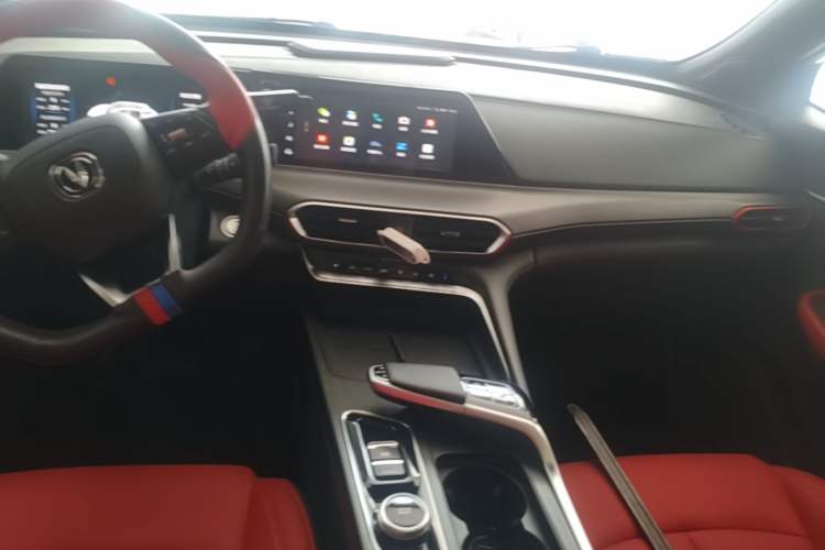 Used CHANGAN UNI-T 2020 1.5T Flagship Version Audio And AC Panel