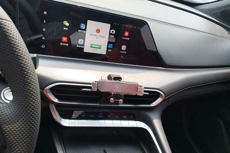 Used CHANGAN UNI-T 2020 1.5T Flagship Version Audio And AC Panel