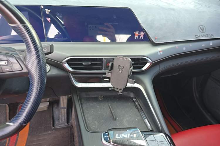 Used CHANGAN UNI-T 2020 1.5T Flagship Version Audio And AC Panel