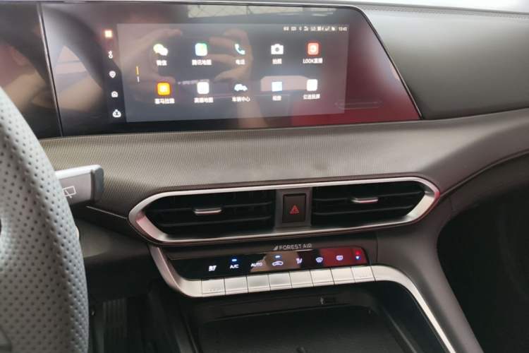 Used CHANGAN UNI-T 2020 1.5T Flagship Version Audio And AC Panel