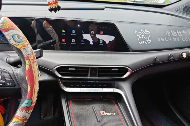 Used CHANGAN UNI-T 2020 1.5T Prestige Version Audio And AC Panel
