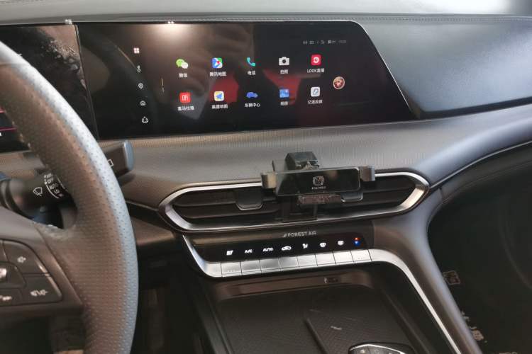 Used CHANGAN UNI-T 2020 1.5T Flagship Version Audio And AC Panel