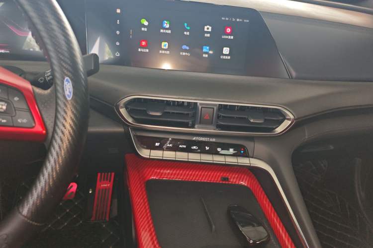Used CHANGAN UNI-T 2020 1.5T Flagship Version Audio And AC Panel