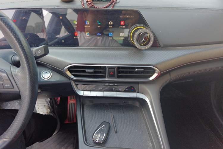 Used CHANGAN UNI-T 2020 1.5T Flagship Version Audio And AC Panel