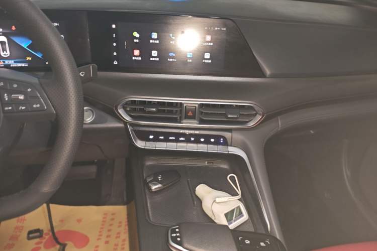 Used CHANGAN UNI-T 2020 1.5T Prestige Version Audio And AC Panel
