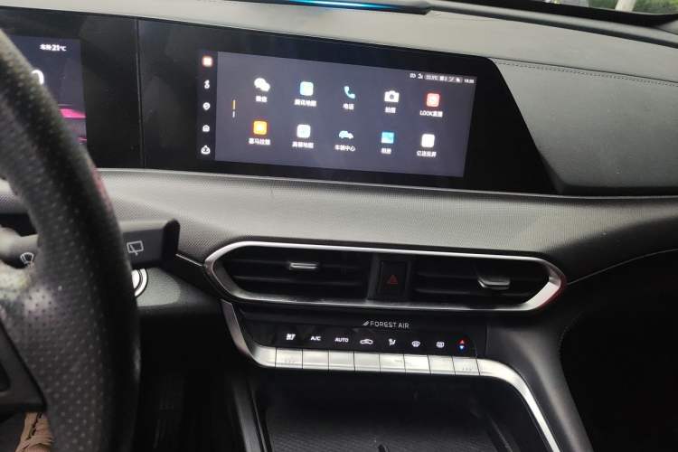 Used CHANGAN UNI-T 2020 1.5T Flagship Version Audio And AC Panel