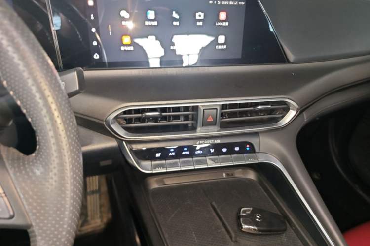 Used CHANGAN UNI-T 2020 1.5T Prestige Version Audio And AC Panel