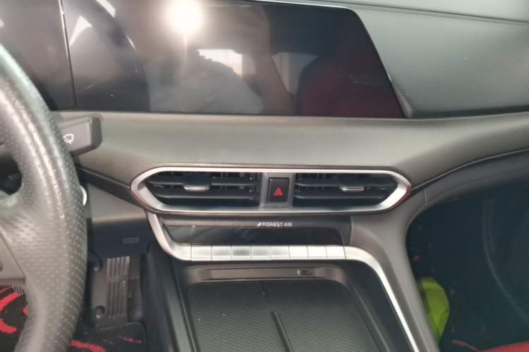 Used CHANGAN UNI-T 2020 1.5T Prestige Version Audio And AC Panel