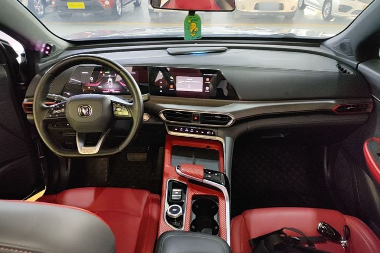 Used CHANGAN UNI-T 2020 1.5T Prestige Version Center Console