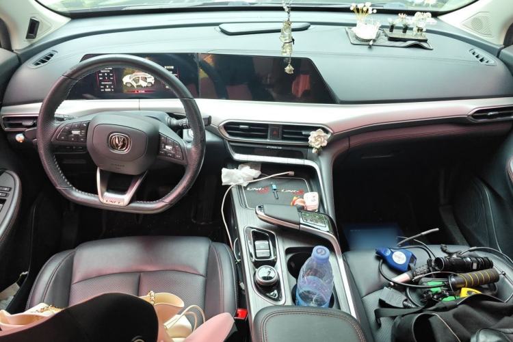 Used CHANGAN UNI-T 2020 1.5T Flagship Version Center Console