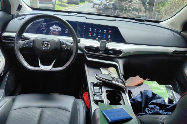 Used CHANGAN UNI-T 2020 1.5T Flagship Version Center Console