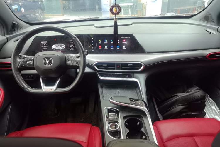 Used CHANGAN UNI-T 2020 1.5T Flagship Version Center Console