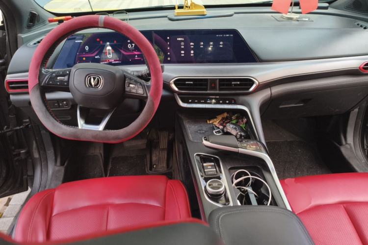 Used CHANGAN UNI-T 2020 1.5T Flagship Version Center Console