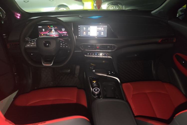 Used CHANGAN UNI-T 2020 1.5T Prestige Version Center Console