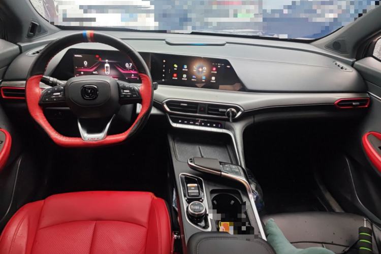 Used CHANGAN UNI-T 2020 1.5T Prestige Version Center Console