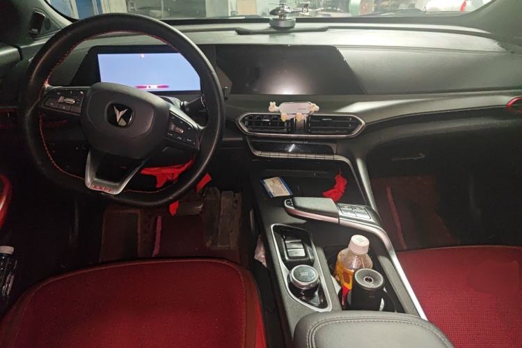Used CHANGAN UNI-T 2020 1.5T Prestige Version Center Console