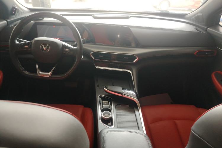 Used CHANGAN UNI-T 2020 1.5T Flagship Version Center Console