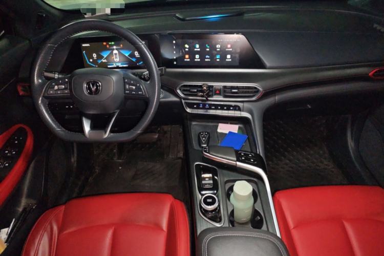 Used CHANGAN UNI-T 2020 1.5T Flagship Version Center Console