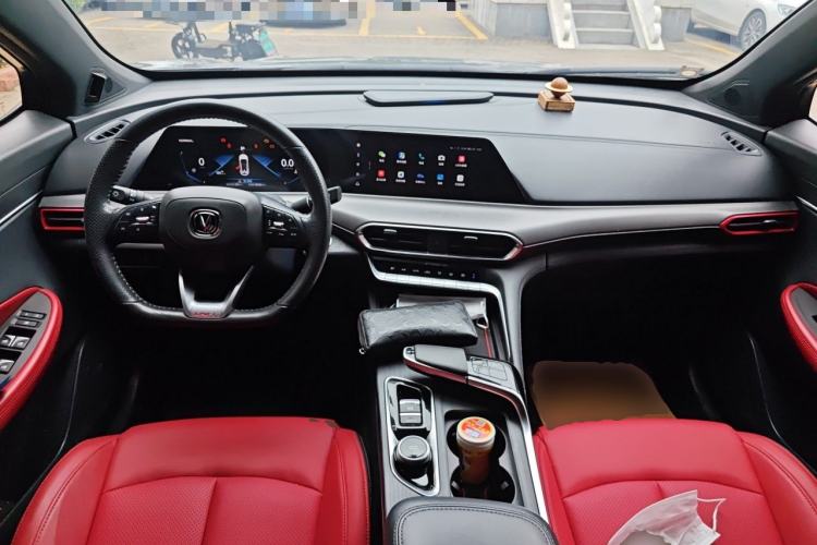 Used CHANGAN UNI-T 2020 1.5T Prestige Version Center Console