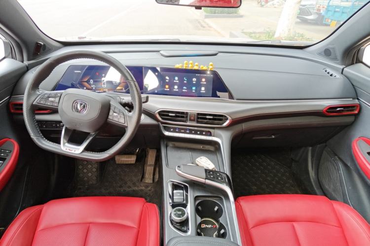 Used CHANGAN UNI-T 2020 1.5T Flagship Version Center Console